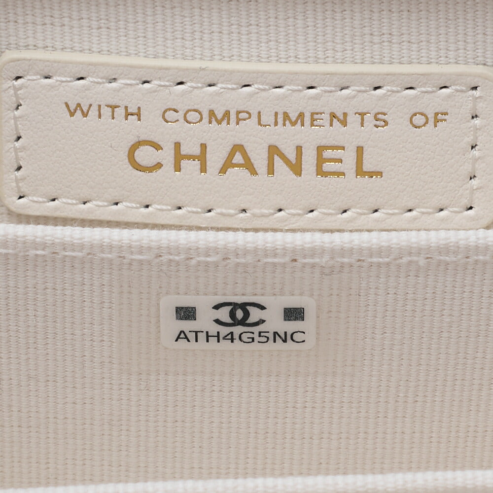 CHANEL Mini Shoulder Bag, Matelasse, Chain Shoulder, Tweed, White, Gold-Tone Hardware, Pre-Owned