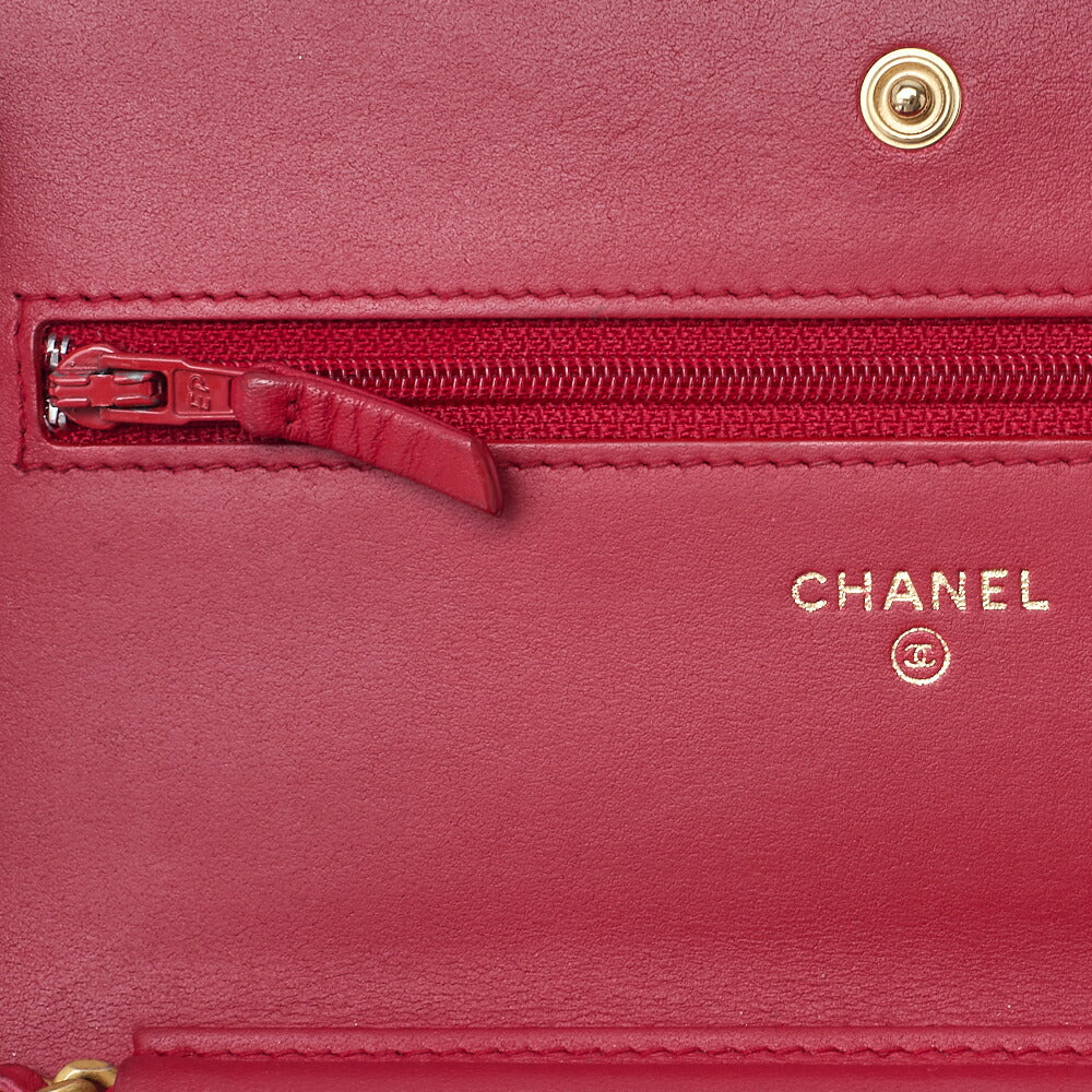 CHANEL Shoulder Bag Chain Wallet Matelasse Caviar Skin Red Gold-Tone Hardware Pre-Owned