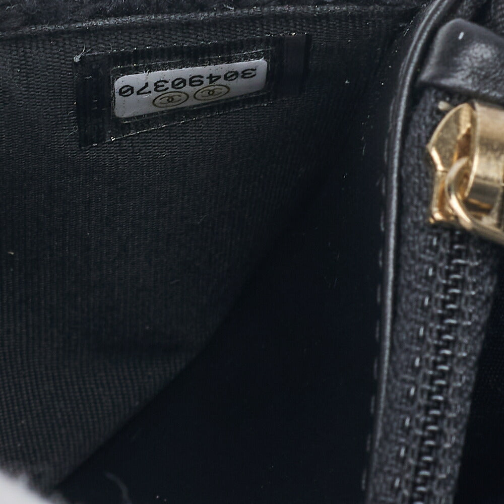 CHANEL Shoulder Bag Tote Bag Chanel 19 Matelasse Chain Wallet Tweed Black Gold-Tone Hardware Pre-Owned