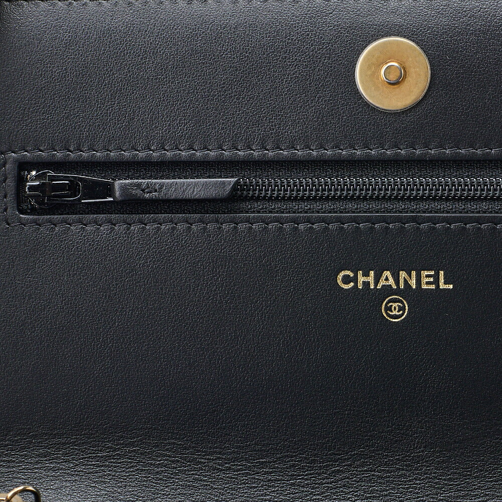 CHANEL Shoulder Bag Tote Bag Chanel 19 Matelasse Chain Wallet Tweed Black Gold-Tone Hardware Pre-Owned