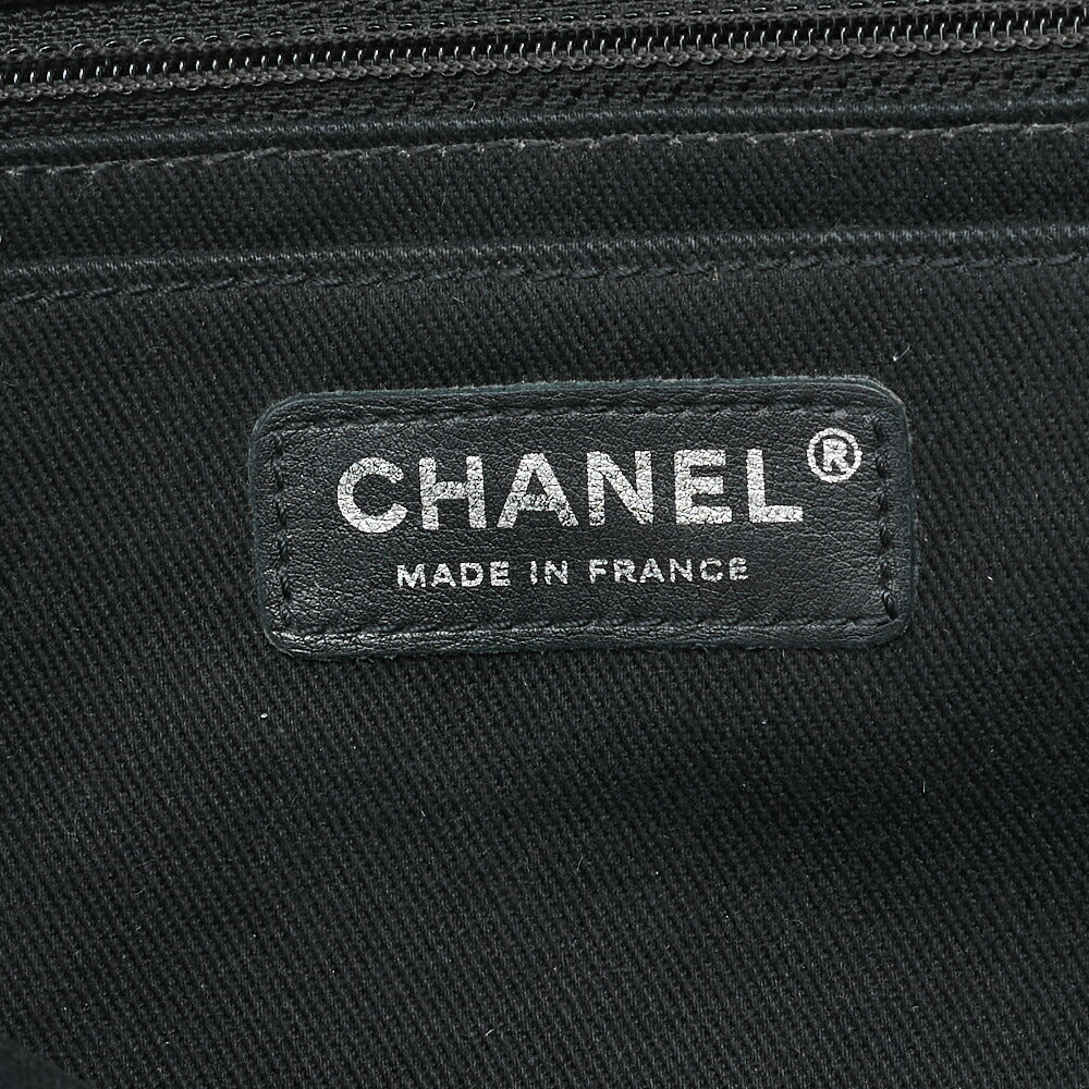 Chanel Matelasse Caviar Skin Chain Shoulder Bag Silver-tone / Pre-owned