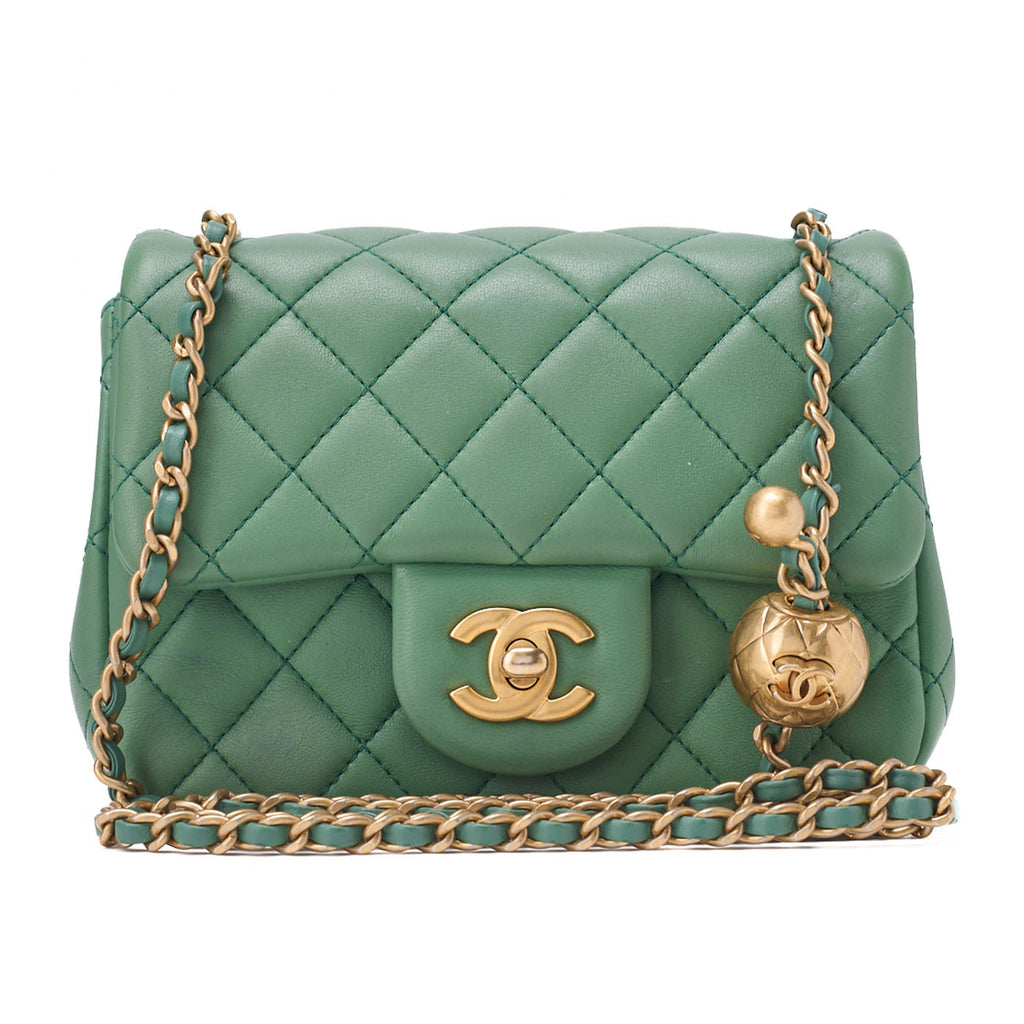 CHANEL Chain Shoulder Bag Mini Matelasse 17cm Lambskin Single Flap Turnlock Mint Green Gold-Tone Hardware, Pre-Owned