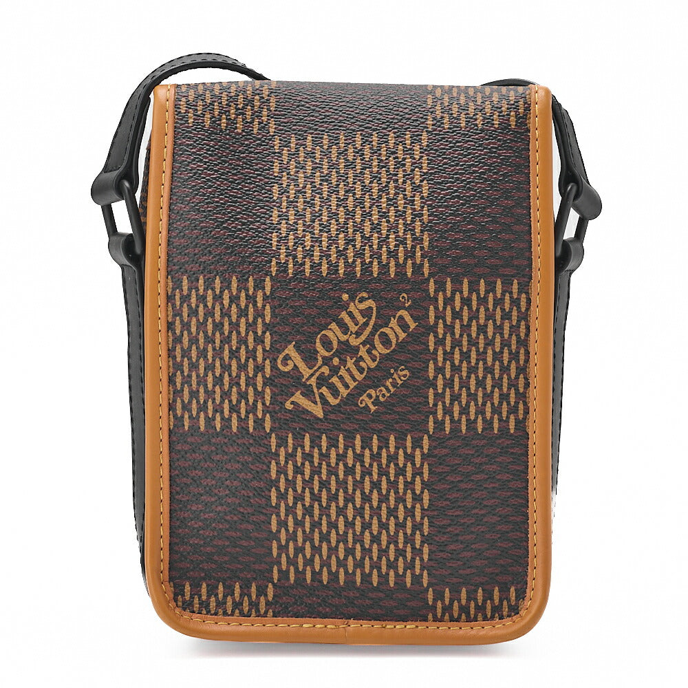 LOUIS VUITTON Louis Vuitton Damier Giant Amazon NIGO Collaboration Messenger N40357 Brown Black-Tone Hardware, Pre-Owned