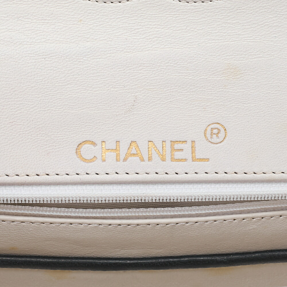 CHANEL Chain Shoulder Bag Mini Matrasse 17cm Bicolor Lambskin White x Black Gold-Tone Hardware, Pre-Owned