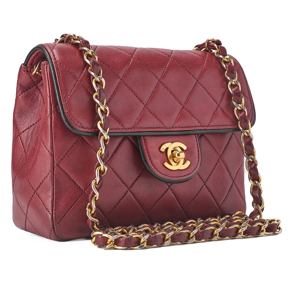 CHANEL Chain Shoulder Bag Minima Telass? 17cm Lambskin Red x Black Gold-Tone Hardware, Pre-Owned