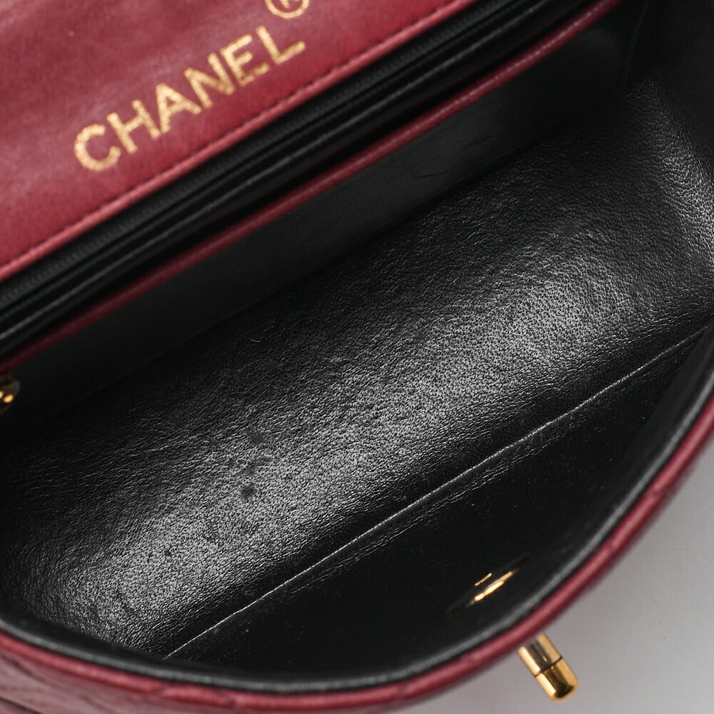 CHANEL Chain Shoulder Bag Minima Telass? 17cm Lambskin Red x Black Gold-Tone Hardware, Pre-Owned