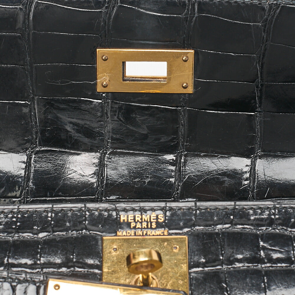 HERMES Kelly 28 Crocodile Handbag Black Gold-Tone Hardware, Pre-Owned