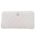 CHANEL Matlasse Round Long Wallet Caviar Skin White Silver-Tone Hardware, Pre-Owned