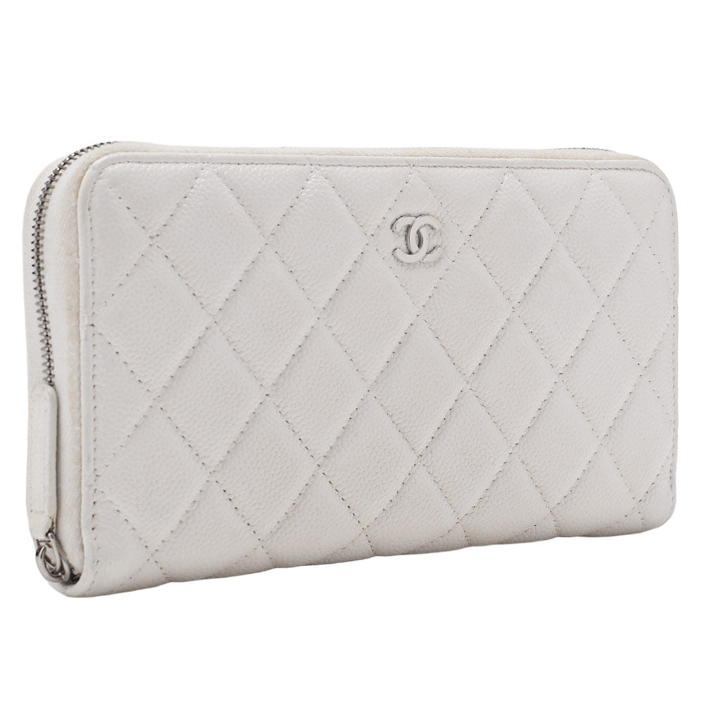 CHANEL Matlasse Round Long Wallet Caviar Skin White Silver-Tone Hardware, Pre-Owned