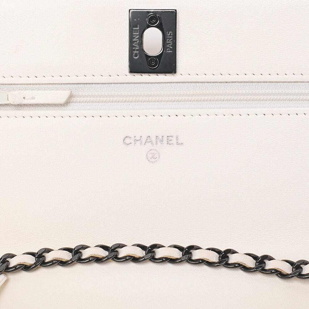 CHANEL Chain Wallet Trendy CC Matelasse Lambskin White Black -Tone Hardware, Pre-Owned
