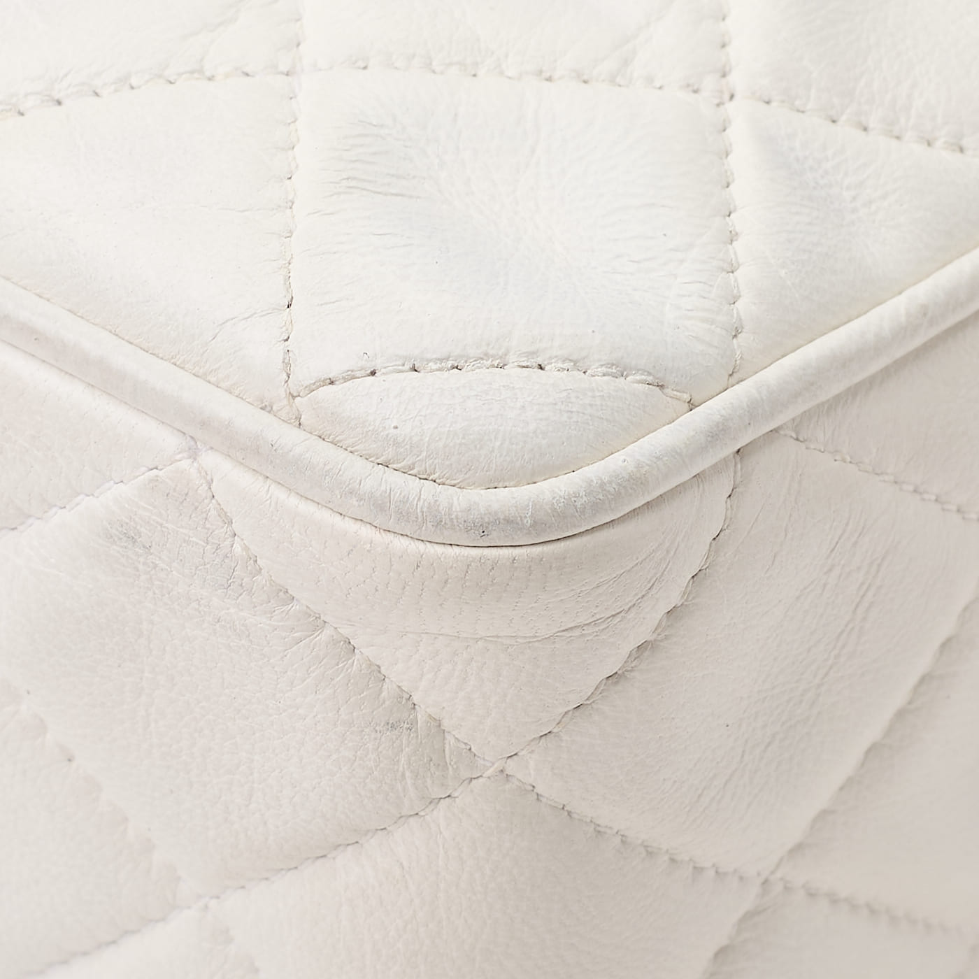 CHANEL Shoulder Bag Mini Matelasse Coco Mark With Fringe Bijou Chain Lambskin White Gold-Tone Hardware Pre-Owned