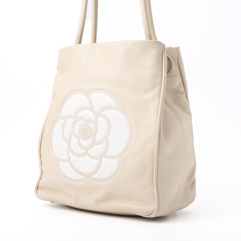 CHANEL Tote Bag Camellia Line Lambskin Ivory Gold-Tone Hardware Pre-Owned