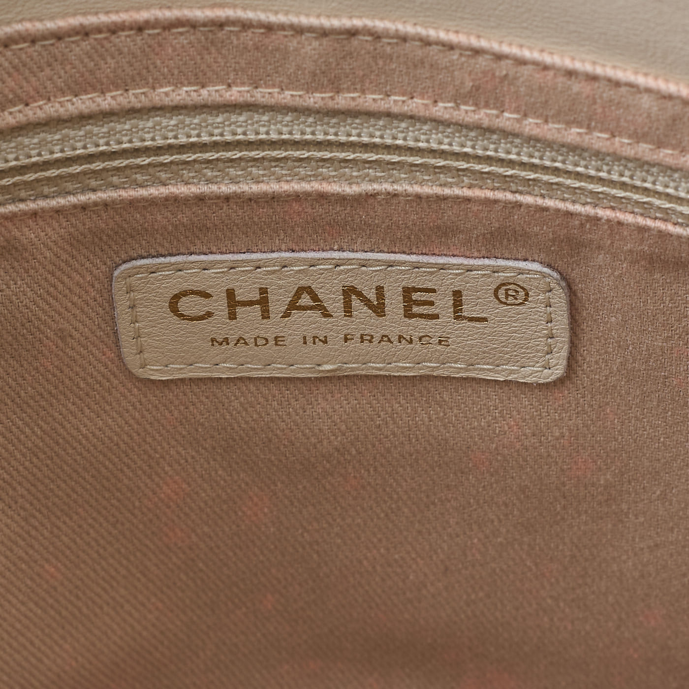 CHANEL Tote Bag Camellia Line Lambskin Ivory Gold-Tone Hardware Pre-Owned
